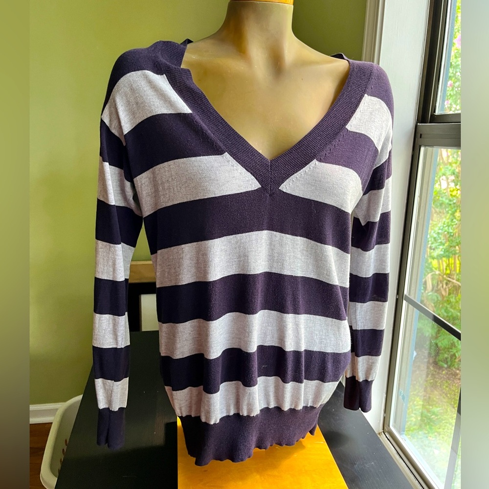 Vintage Gap Boyfriend Sweater with thick navy & light gray stripes-Adult Small